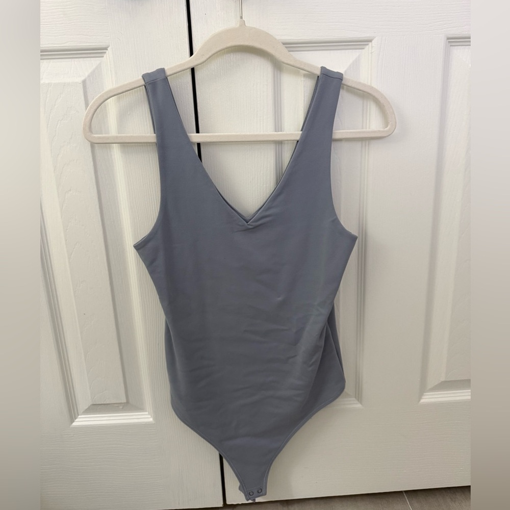 Abercrombie & Fitch V-Neck Gray Bodysuit